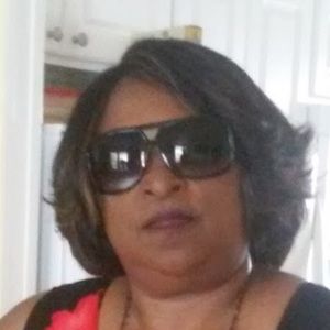 Meet your Posher, Angella